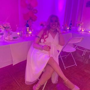 Meet your Posher, Christine